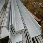 Уголок оцинкованный 20х20х3 мм Ст10 равнополочный ГОСТ 8509-93